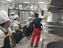 食堂厨具设备厂家告诉你食堂51漫画网页版设备的采购标准是怎样的